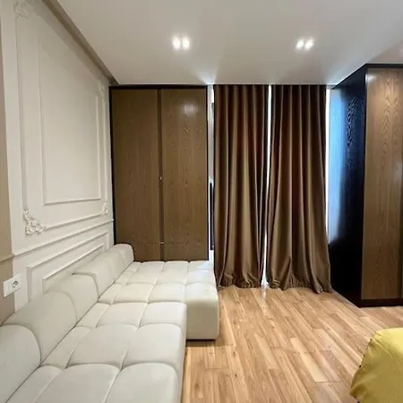 Square 21 3 Apartament Tirana