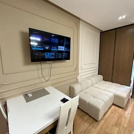 Square 21 3 *
